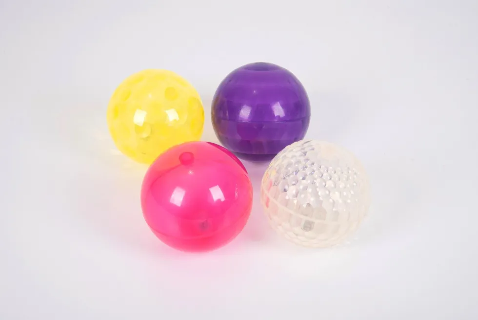 Aistipallot LED-valolla, 4 kpl