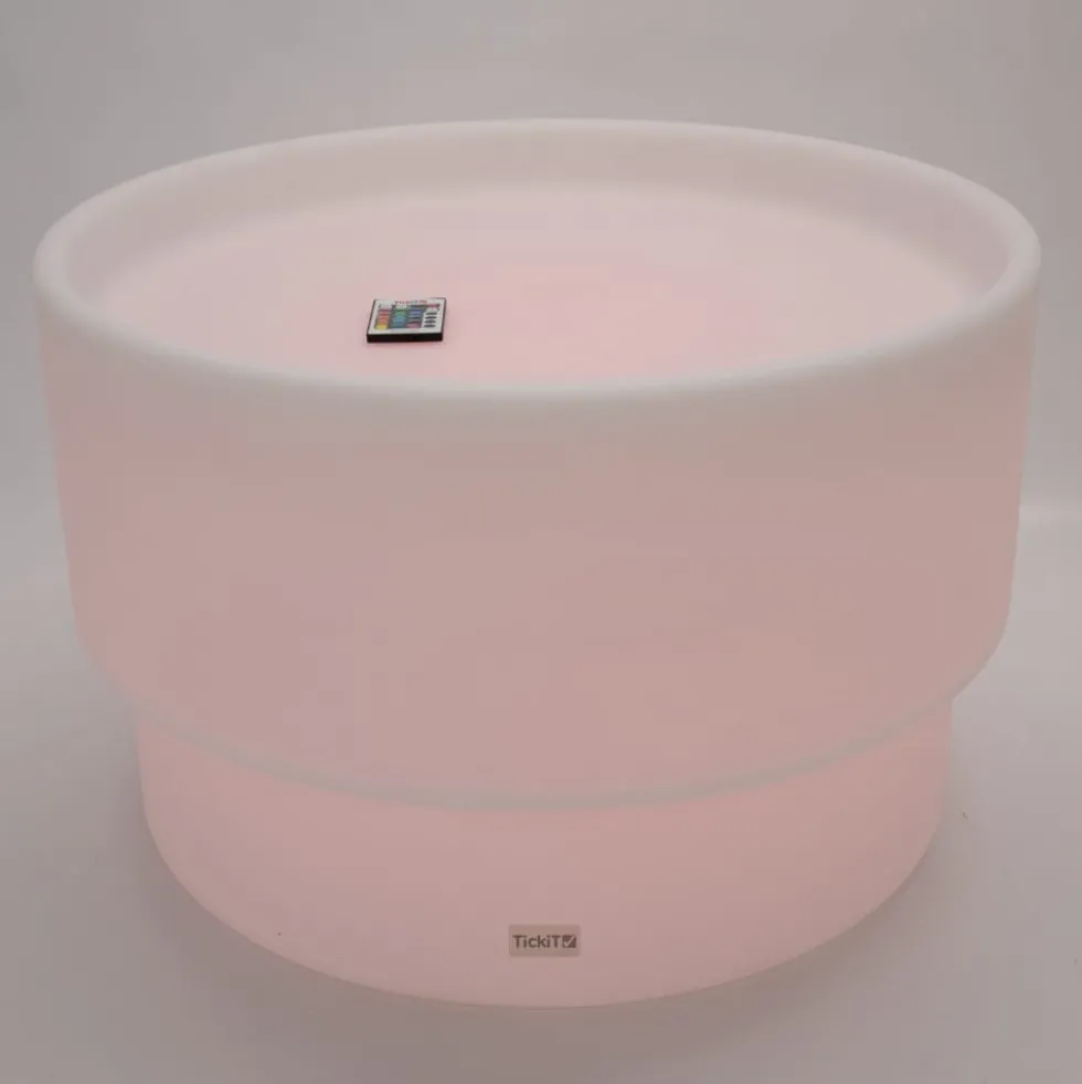 Aistipöytä hiekalle ja vedelle – H: 45 cm