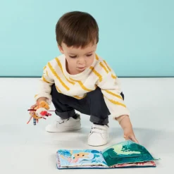Aktiviteetti kirja kankaasta - Karjuva Jack