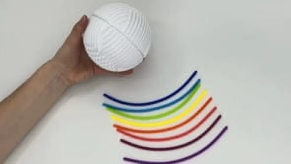 Fidget-aistipallo Ø11 cm – Valkoinen