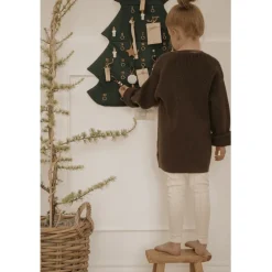 1–24 joulukalenteri ripustusrenkailla – Joulukuusi
