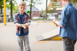 Kendama - Kuppi ja pallo -peli