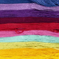 Kirjontalanka – Colorful, 10 × 8 m
