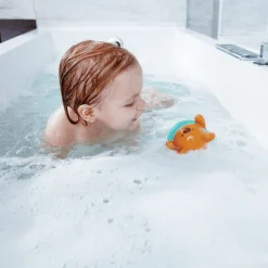 Kylpyleikit - Vedettävä uiva karhu