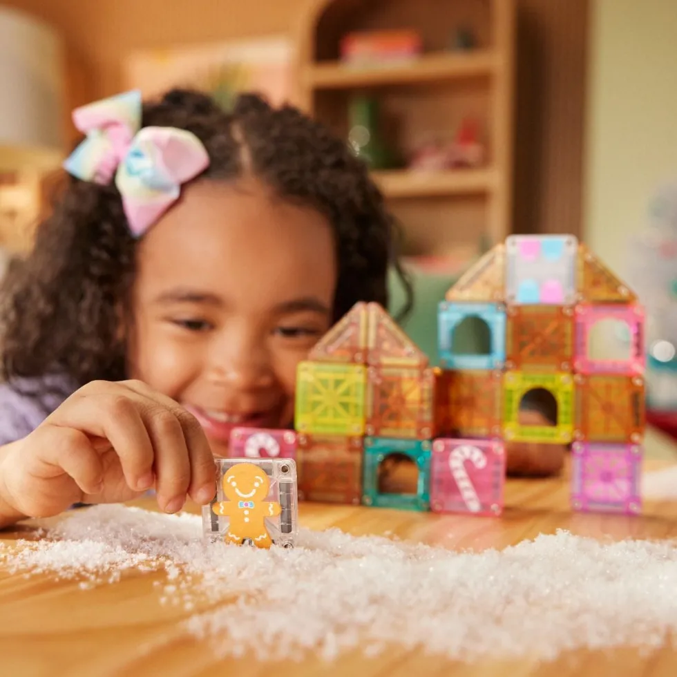 Magna-Tiles | microMAGS Piparkakkutalo, 24 osaa