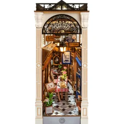 Minimaailma kirjahyllyyn - Arcade Dating