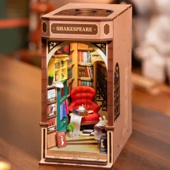 Minimaailma kirjahyllyyn – Bookstore