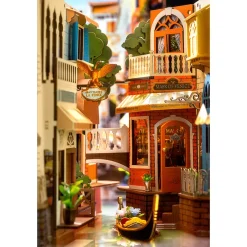 Minimaailma kirjahyllyyn - Romantic Venice